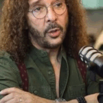 VIDEO: Oscar Burgos asegura que sus empleados tienen prohibido engañar a su esposa o novia VIDEO: Oscar Burgos asegura que sus empleados tienen prohibido engañar a su esposa o novia