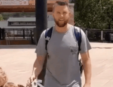 Papá de Kentucky Enfrenta Críticas por Usar Correas en Quintillizos: “Son Humanos, No Perros”