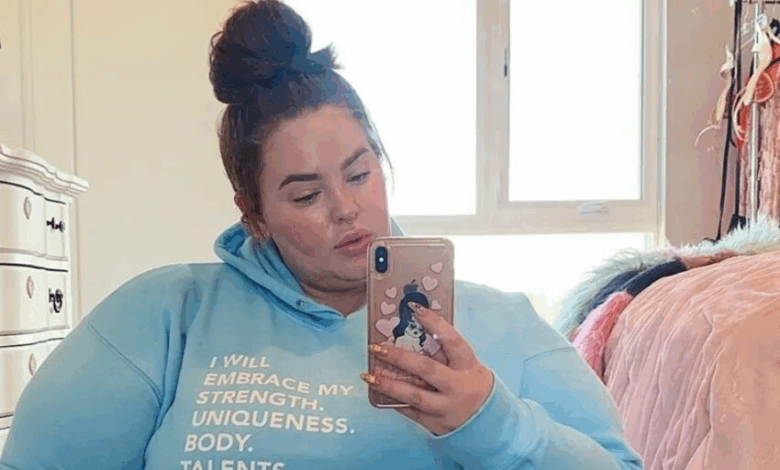 “Modelo de 160 kg”: ¡Los paparazzi capturaron a Tess Holliday en traje de baño mientras se relajaba en la playa!