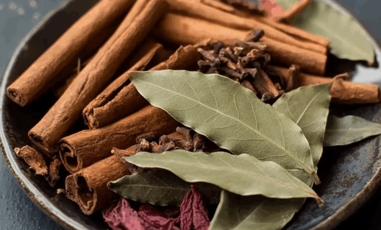 Té de Jamaica con Canela y Laurel