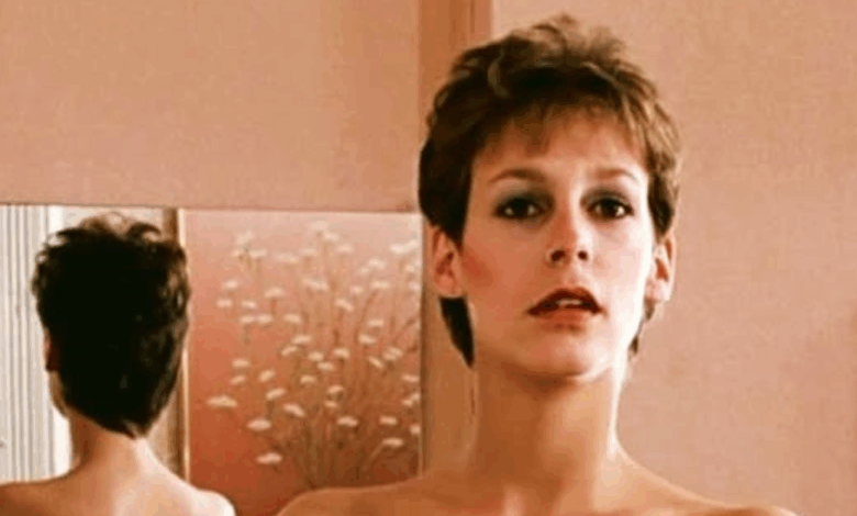 FOTOS: Lo que se reflejó en el espejo de esta escena… nadie lo había notado hasta ahora.